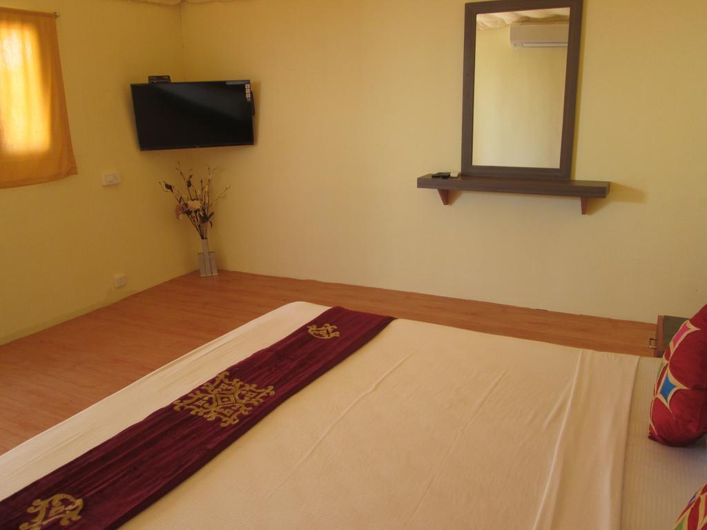 The Ashok Beach Resort Пондичерри Экстерьер фото