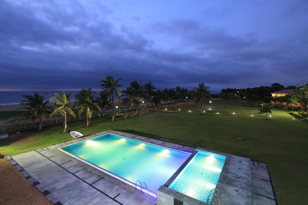 The Ashok Beach Resort Пондичерри Экстерьер фото